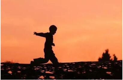 中少紅卡推出少兒廣播節(jié)目孩子有話說