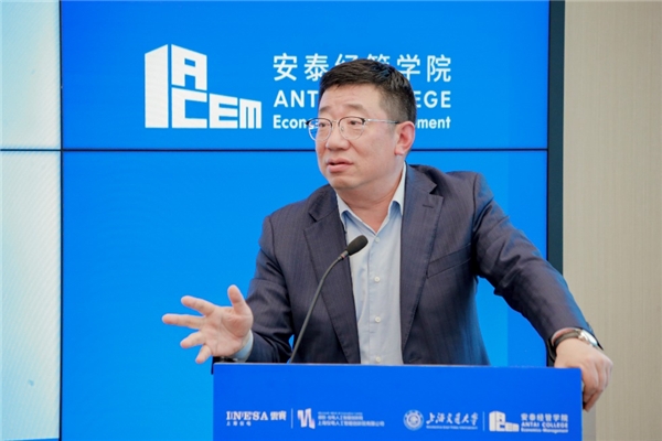 微軟儀電人工智能創(chuàng)新院與交大安泰簽署合作協(xié)議