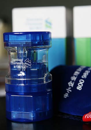 丹麥沃奇為渣打銀行量身推出商務禮品